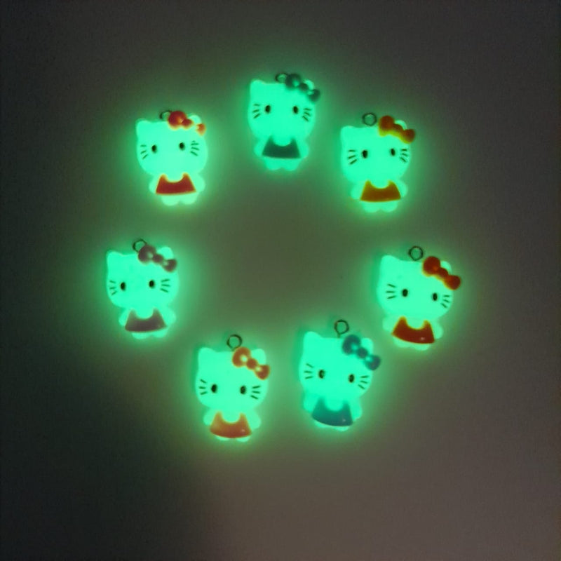 Dije Hello Kitty Luminosa de Acrílico Dije - Accesorios Rubi