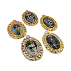 Dije Medalla Oval Frida Kahlo 18K Para Bordar Dije - Accesorios Rubi