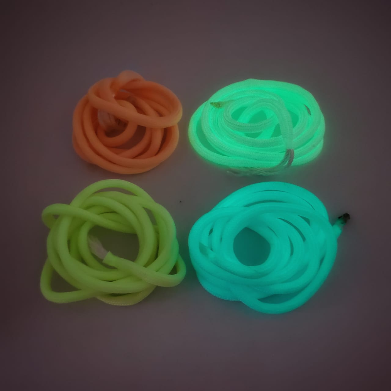 Cuerda Paracord Luminoso – Accesorios Rubi